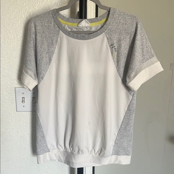 Lane By Tops - Lane By Sporty Gray and White Top